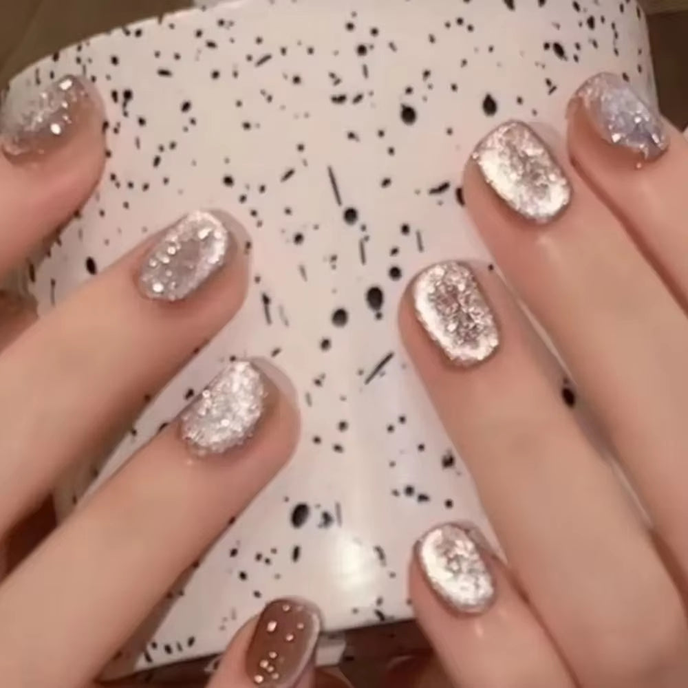 24Pcs/Box Cat Eye Manicure Press on Nails Reusable Glitter Full Cover Fake Nails Short Stick on Nails DIY Nails Art - All Things Beauty -